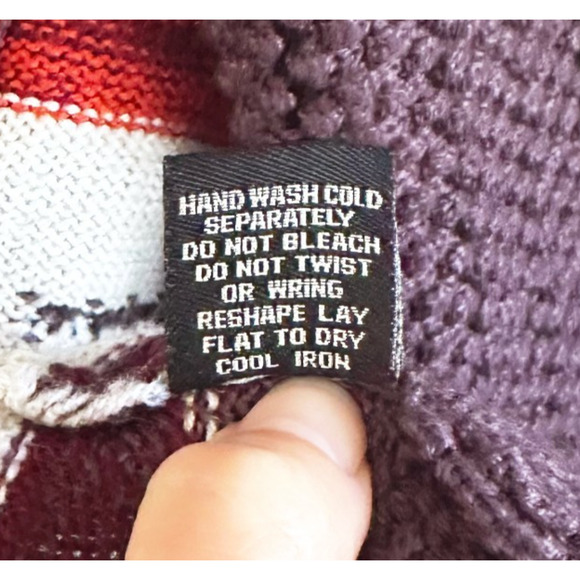 VTG Y2K BCBGMAXAZRIA Aztec Cardigan Knit Sweater Small Southwestern Boho 90s - Picture 6 of 9